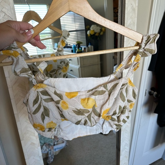 Floral Ruffle Linen Crop Top - Yellow and Green - Picture 3 of 4